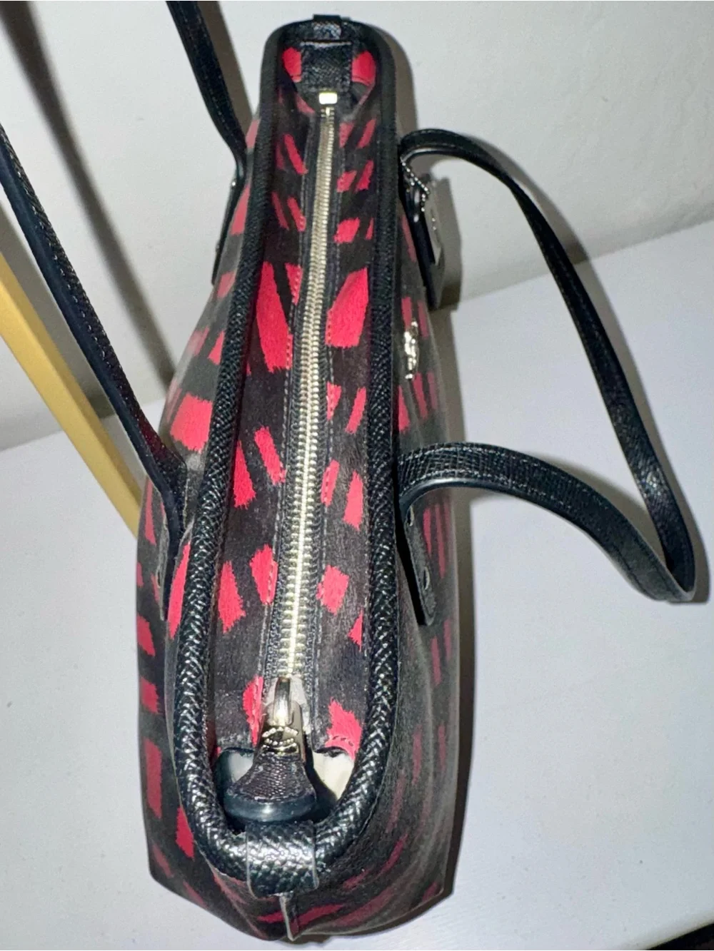 Coach F22246 City Zip Tote Bag Wild Red Plaid/Black 12x8x4” EUC